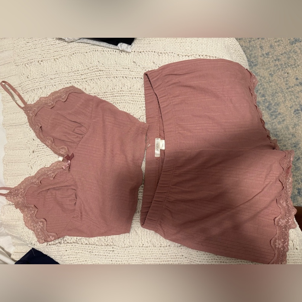 PJ sets